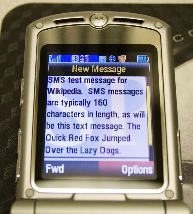 Can phones still allow you to text without data?