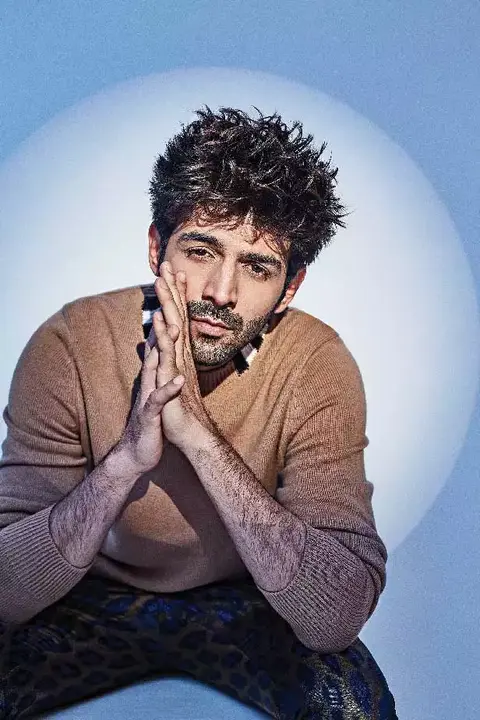 How much trouble did Kartik Aryan face in his life?